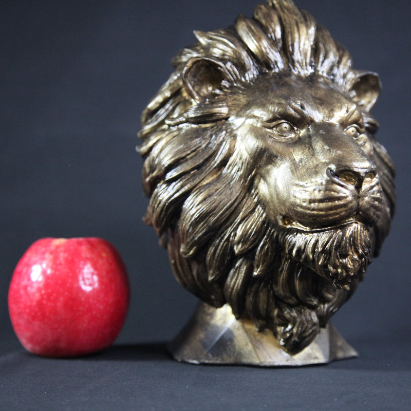Lion Head Sculpture – Majesty and Strength in Every Detail